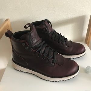 Danner Womens Logger 917 Port Size 7.5